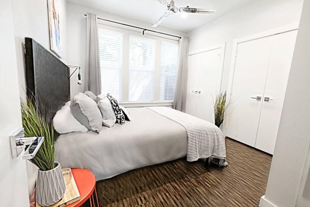 The Kozy Urban Dallas Flat Buitenkant foto